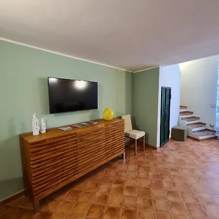 Apartment House
